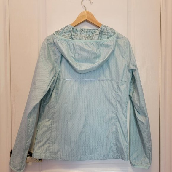 Columbia Light Hooded Windbreaker - baby blue, Women's Davis Path Omni-Wick - Picture 10 of 13